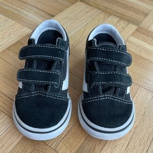Vans Toddler Old Skool V sneaker